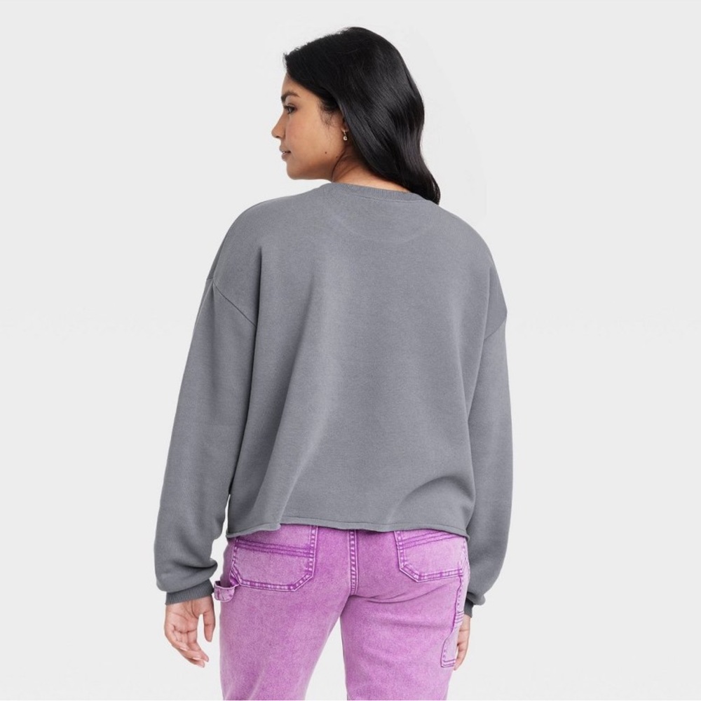 Women’s Pink Floyd Graphic sweatshirt color gray NWT - Picture 2 of 6